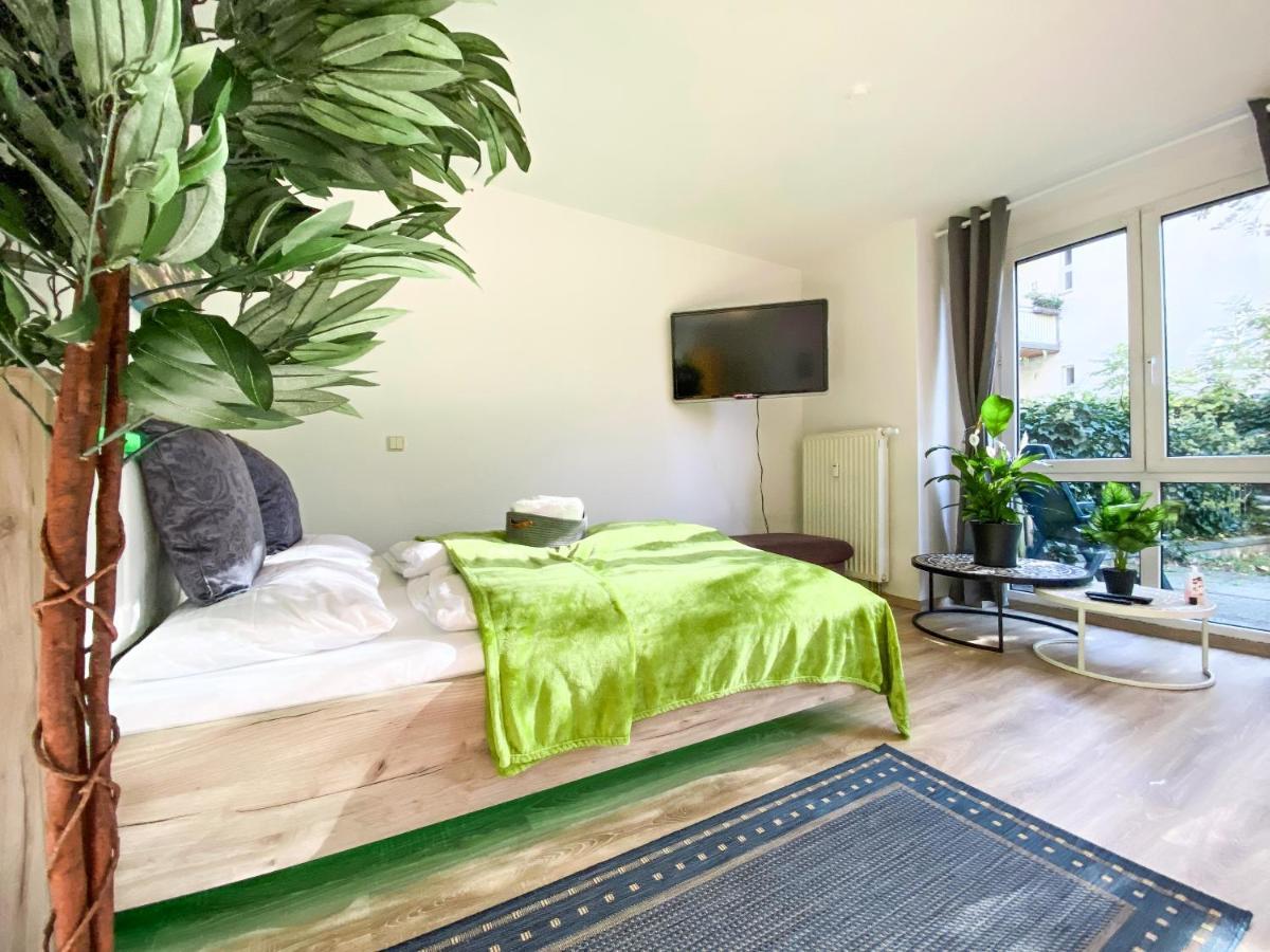 Wohlfuehl-Apartment Mit Kostenfreier Tiefgarage, Wifi & Terrasse Leipzig Eksteriør bilde
