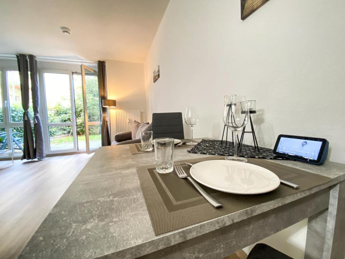 Wohlfuehl-Apartment Mit Kostenfreier Tiefgarage, Wifi & Terrasse Leipzig Eksteriør bilde