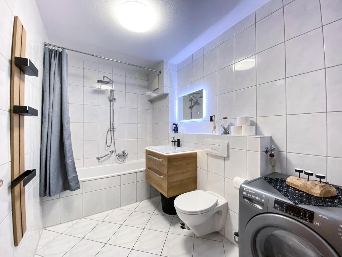 Wohlfuehl-Apartment Mit Kostenfreier Tiefgarage, Wifi & Terrasse Leipzig Eksteriør bilde
