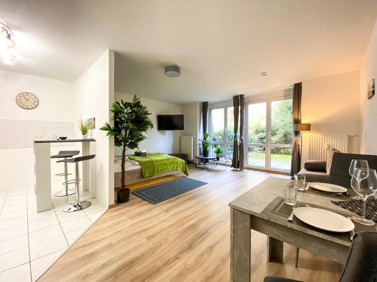 Wohlfuehl-Apartment Mit Kostenfreier Tiefgarage, Wifi & Terrasse Leipzig Eksteriør bilde