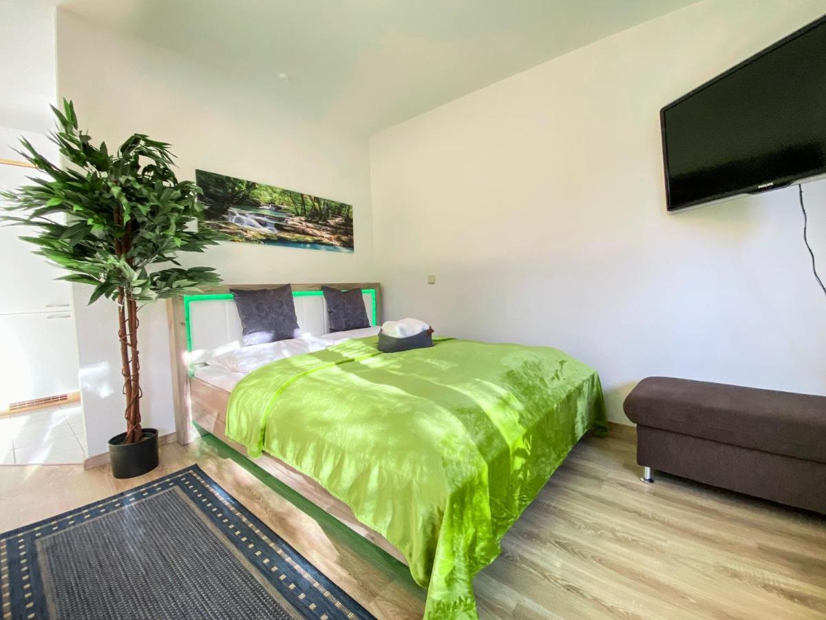 Wohlfuehl-Apartment Mit Kostenfreier Tiefgarage, Wifi & Terrasse Leipzig Eksteriør bilde