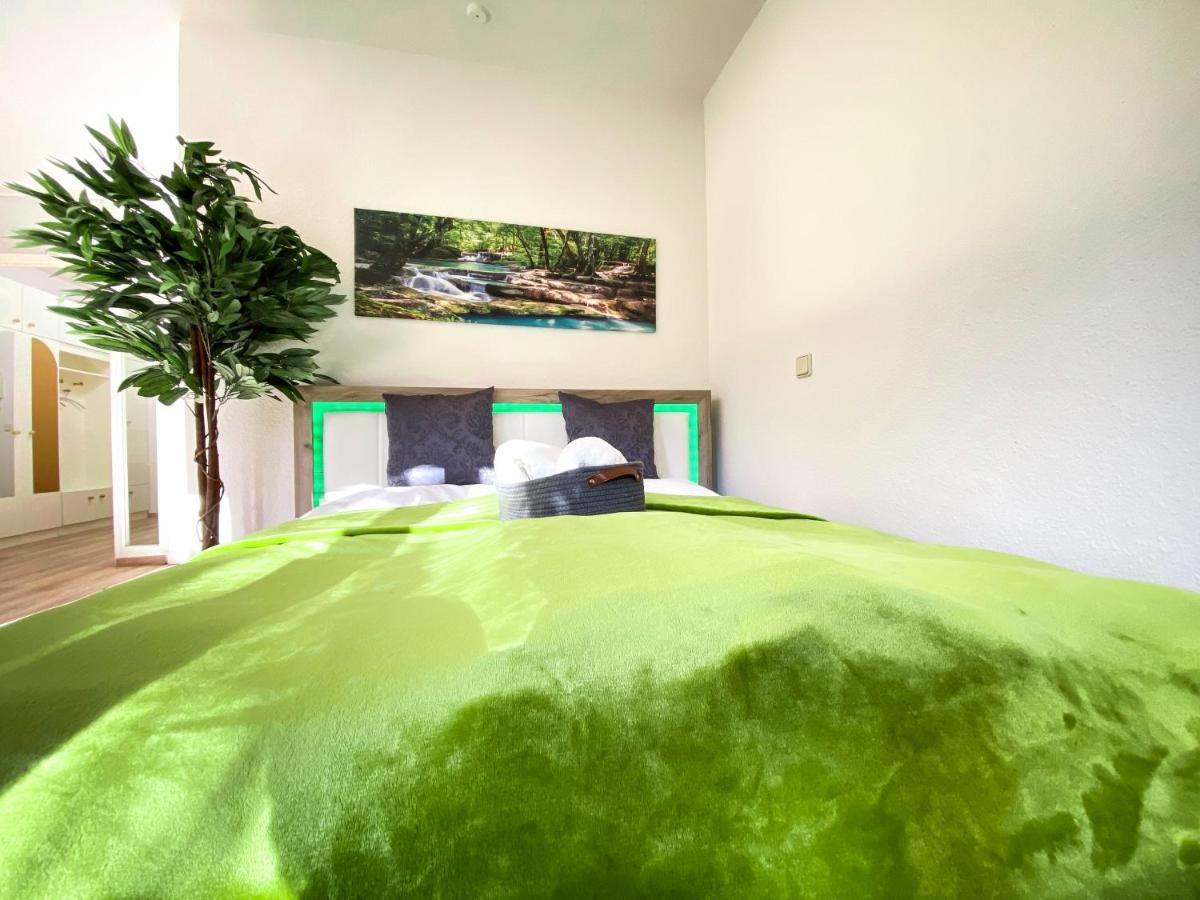 Wohlfuehl-Apartment Mit Kostenfreier Tiefgarage, Wifi & Terrasse Leipzig Eksteriør bilde