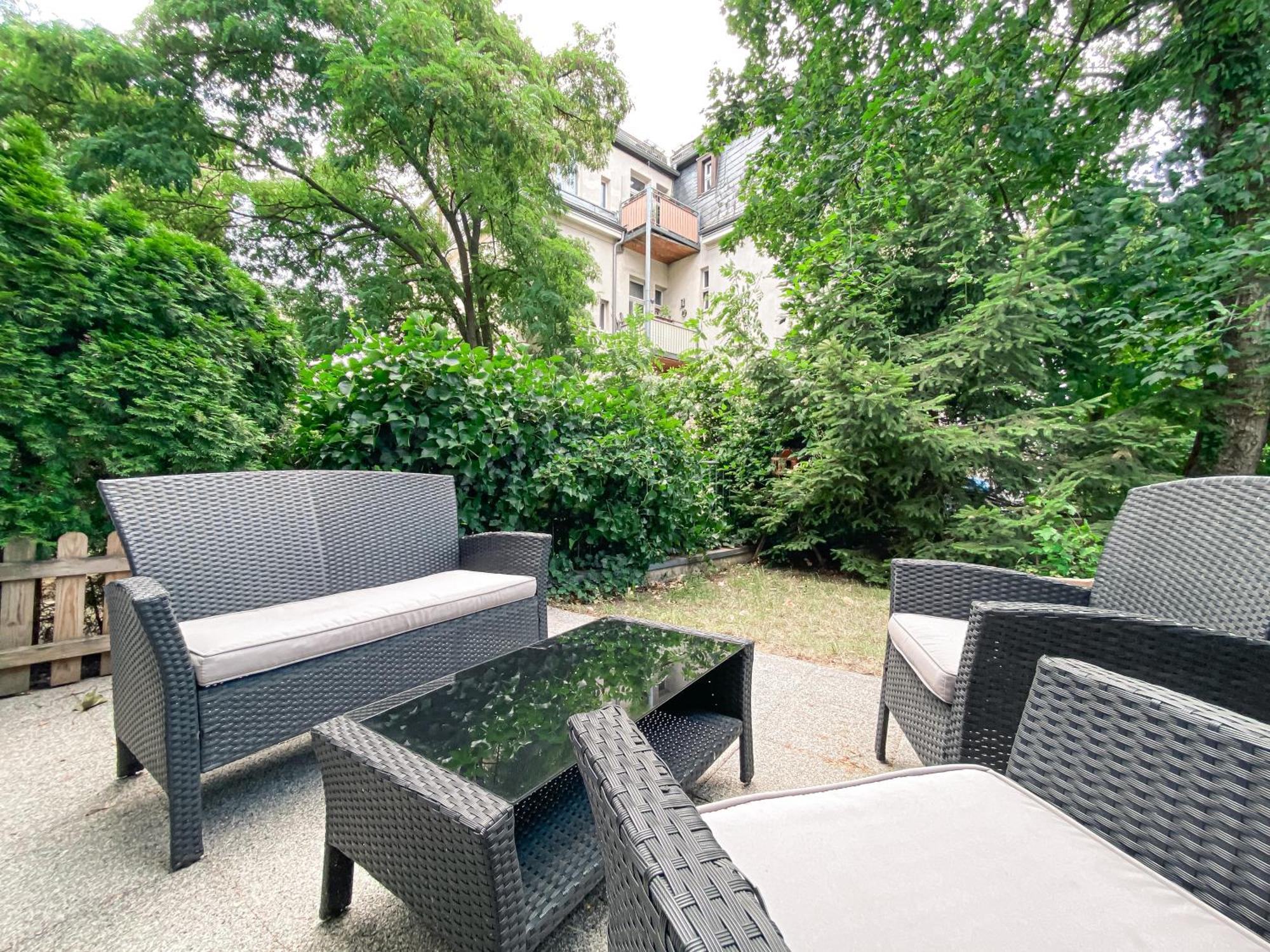 Wohlfuehl-Apartment Mit Kostenfreier Tiefgarage, Wifi & Terrasse Leipzig Eksteriør bilde